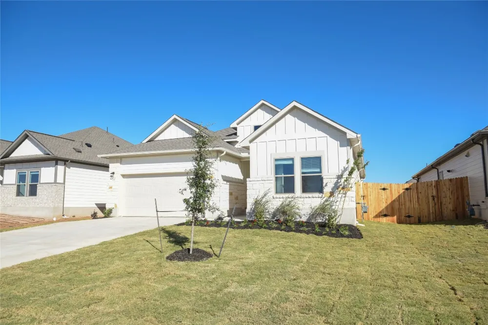 247 Red Tail Hawk Lane Cedar Creek, TX 78612