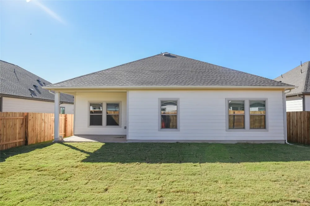 247 Red Tail Hawk Lane Cedar Creek, TX 78612