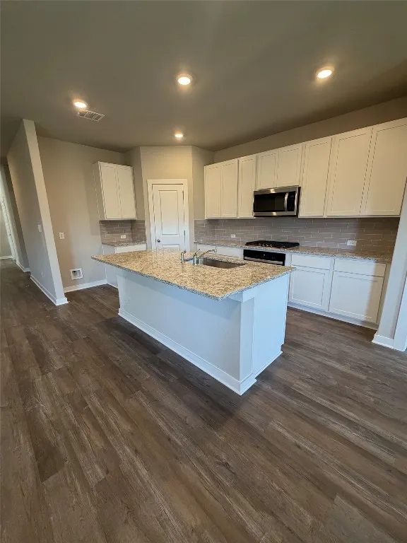 247 Red Tail Hawk Lane Cedar Creek, TX 78612