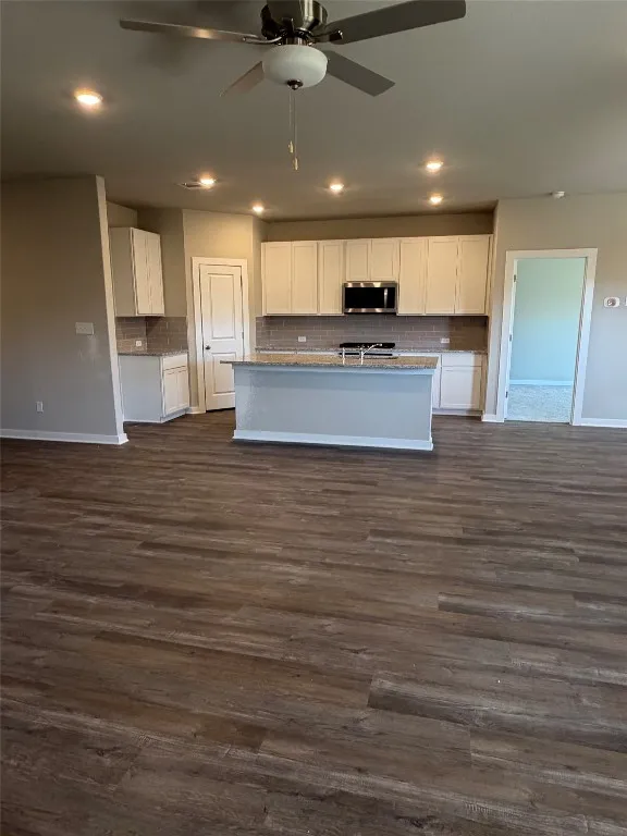 247 Red Tail Hawk Lane Cedar Creek, TX 78612