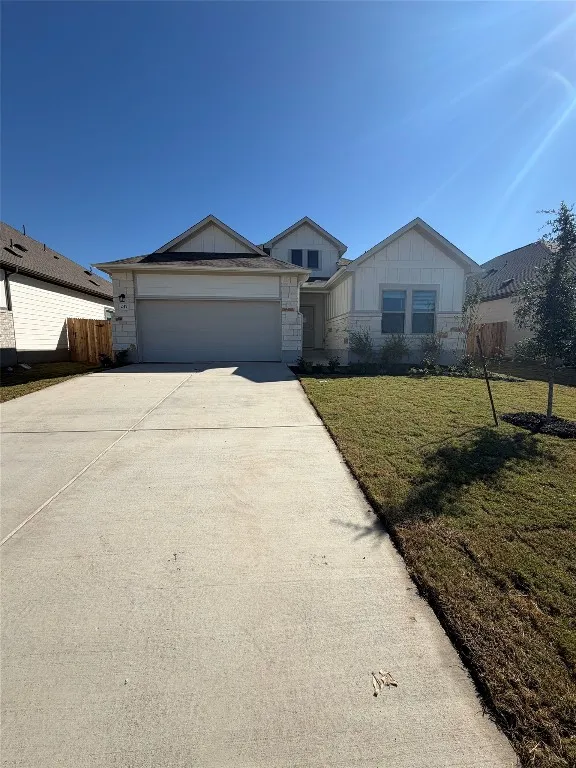 247 Red Tail Hawk Lane Cedar Creek, TX 78612