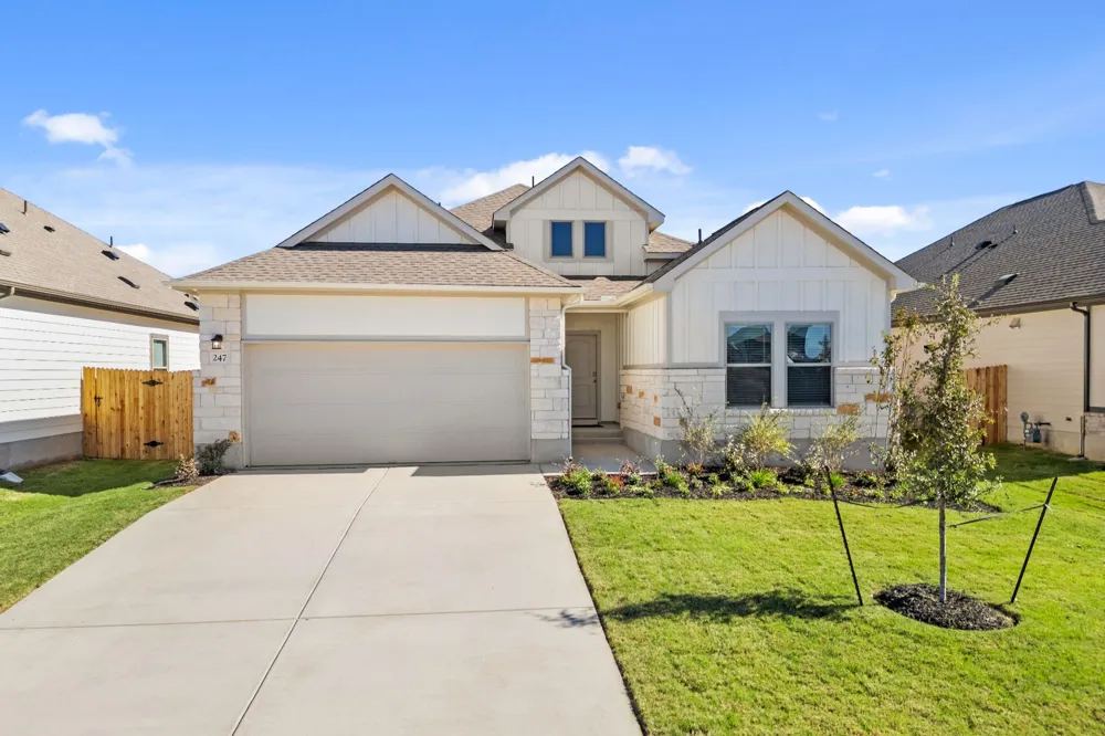 247 Red Tail Hawk Lane Cedar Creek, TX 78612