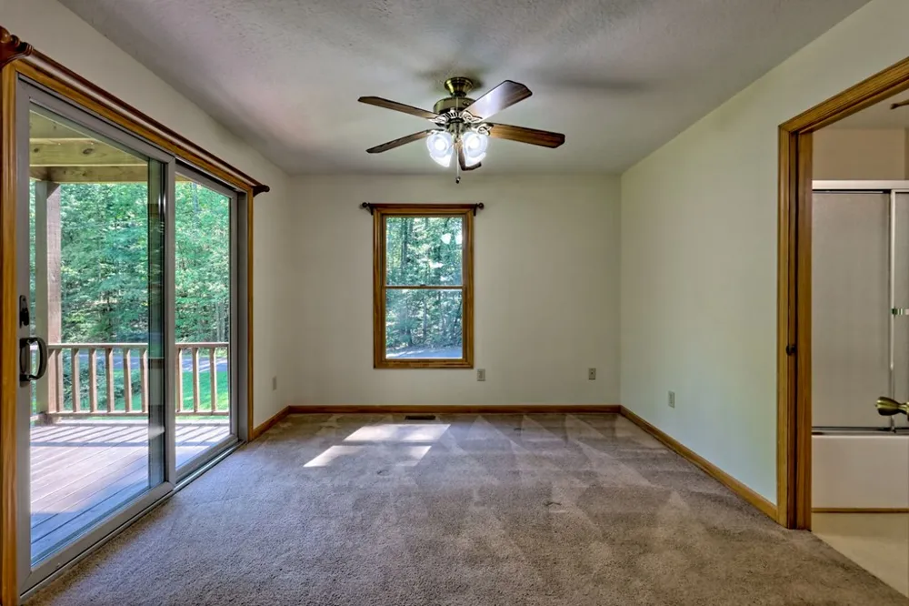 2204 Cedar Cliff Road Hiawassee, GA 30546