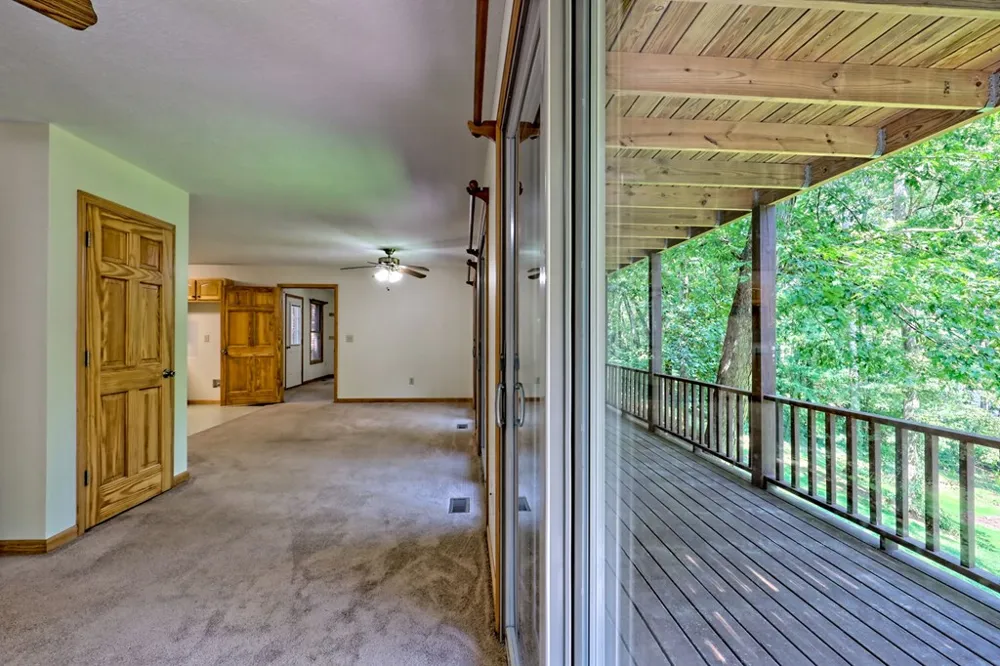 2204 Cedar Cliff Road Hiawassee, GA 30546