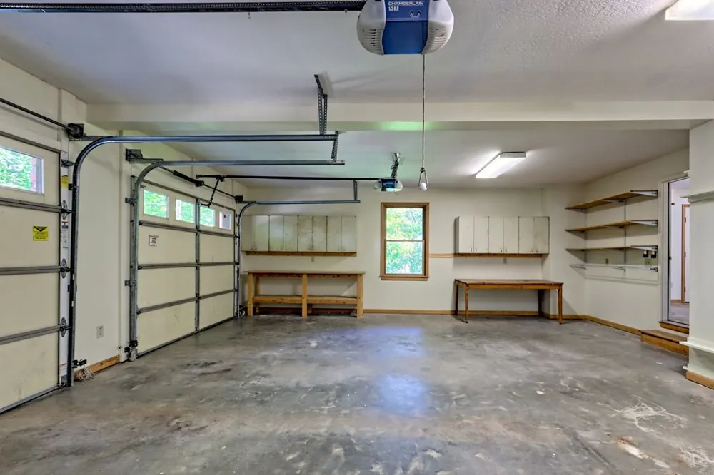 2204 Cedar Cliff Road Hiawassee, GA 30546