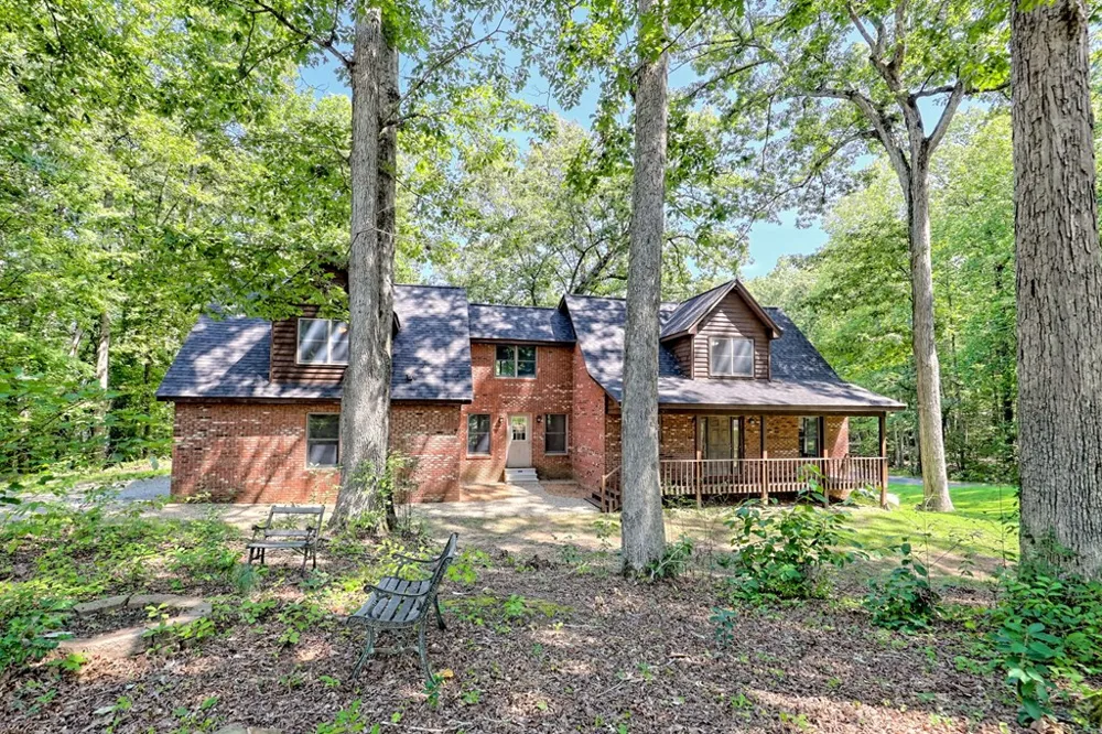 2204 Cedar Cliff Road Hiawassee, GA 30546