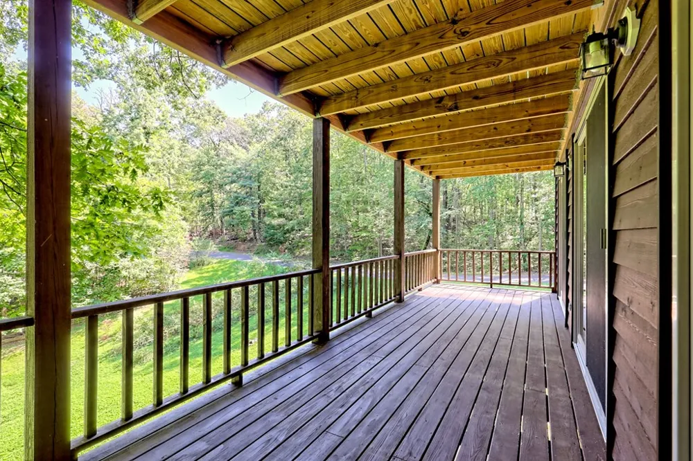 2204 Cedar Cliff Road Hiawassee, GA 30546