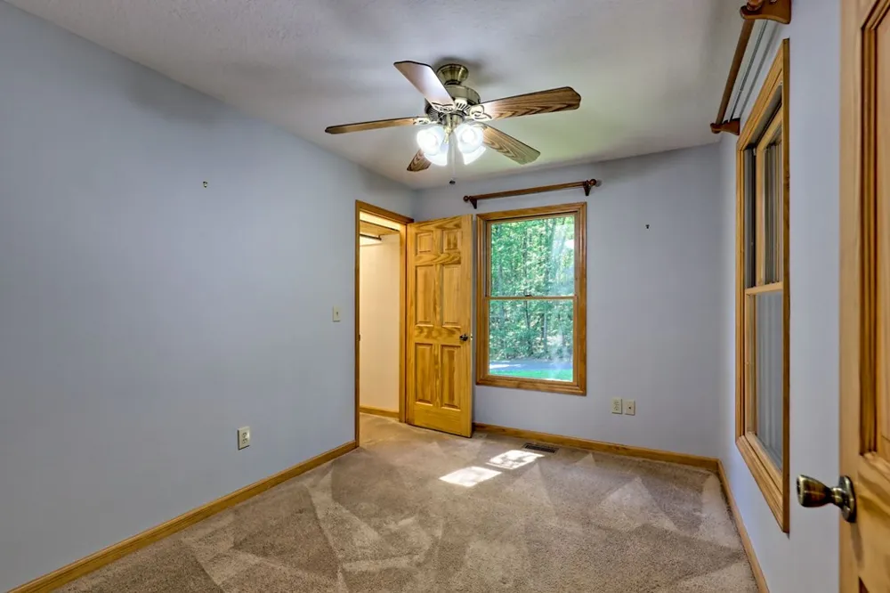 2204 Cedar Cliff Road Hiawassee, GA 30546