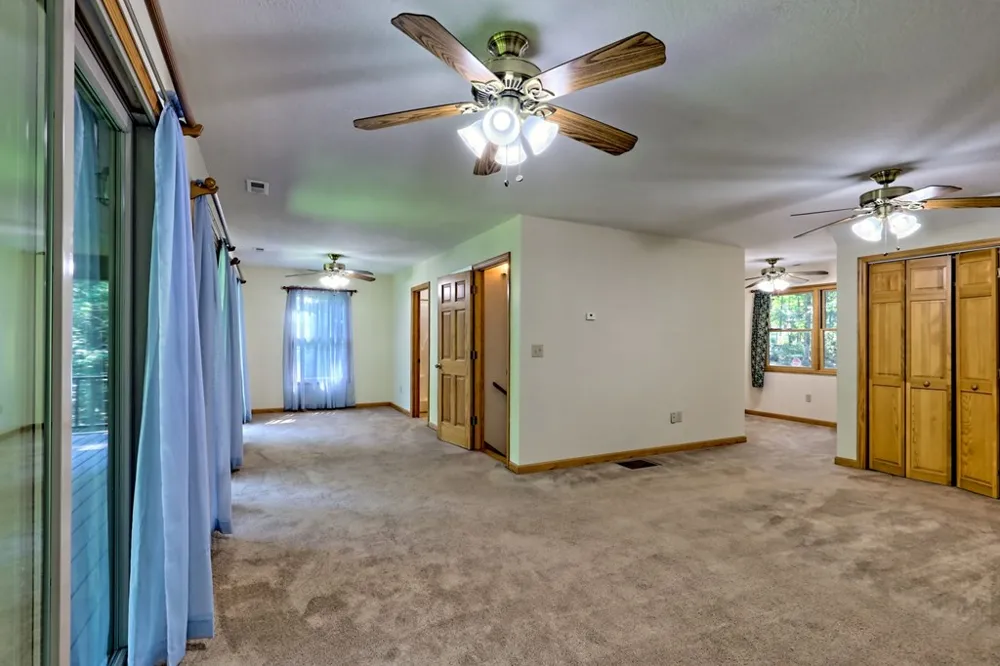 2204 Cedar Cliff Road Hiawassee, GA 30546