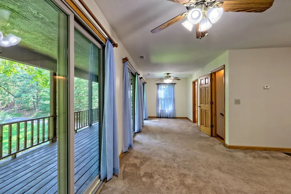 2204 Cedar Cliff Road Hiawassee, GA 30546