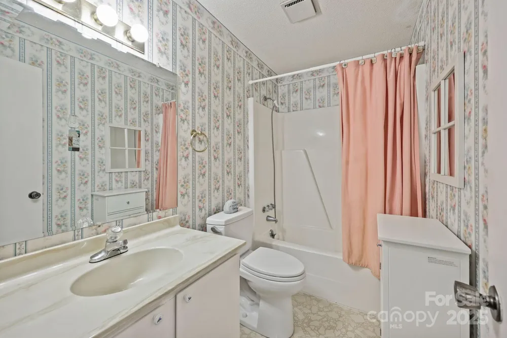 47 Edgewood Avenue NE #B-8 Concord, NC 28025