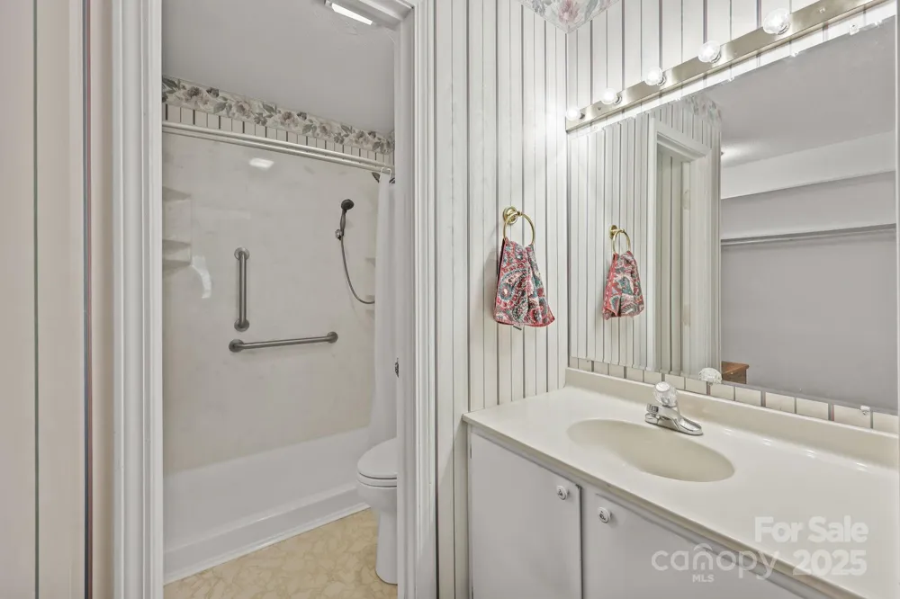 47 Edgewood Avenue NE #B-8 Concord, NC 28025