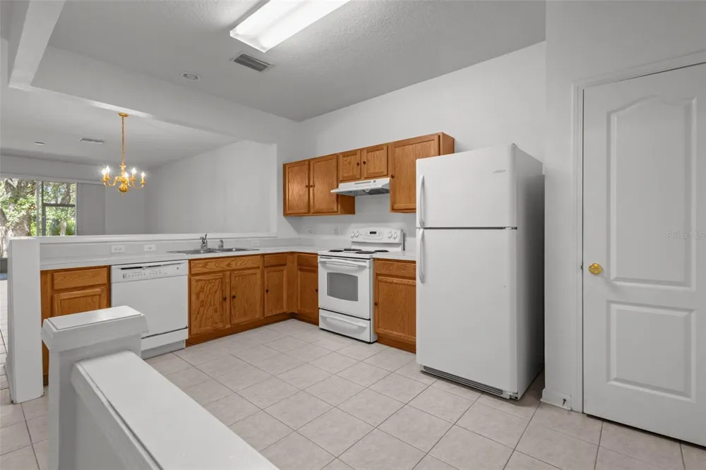 2712 CONCH HOLLOW DRIVE Brandon, FL 33511
