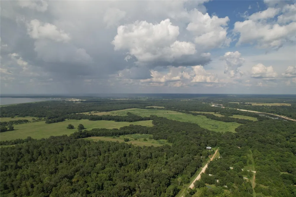 380 Cedar Valley Drive Coldspring, TX 77331