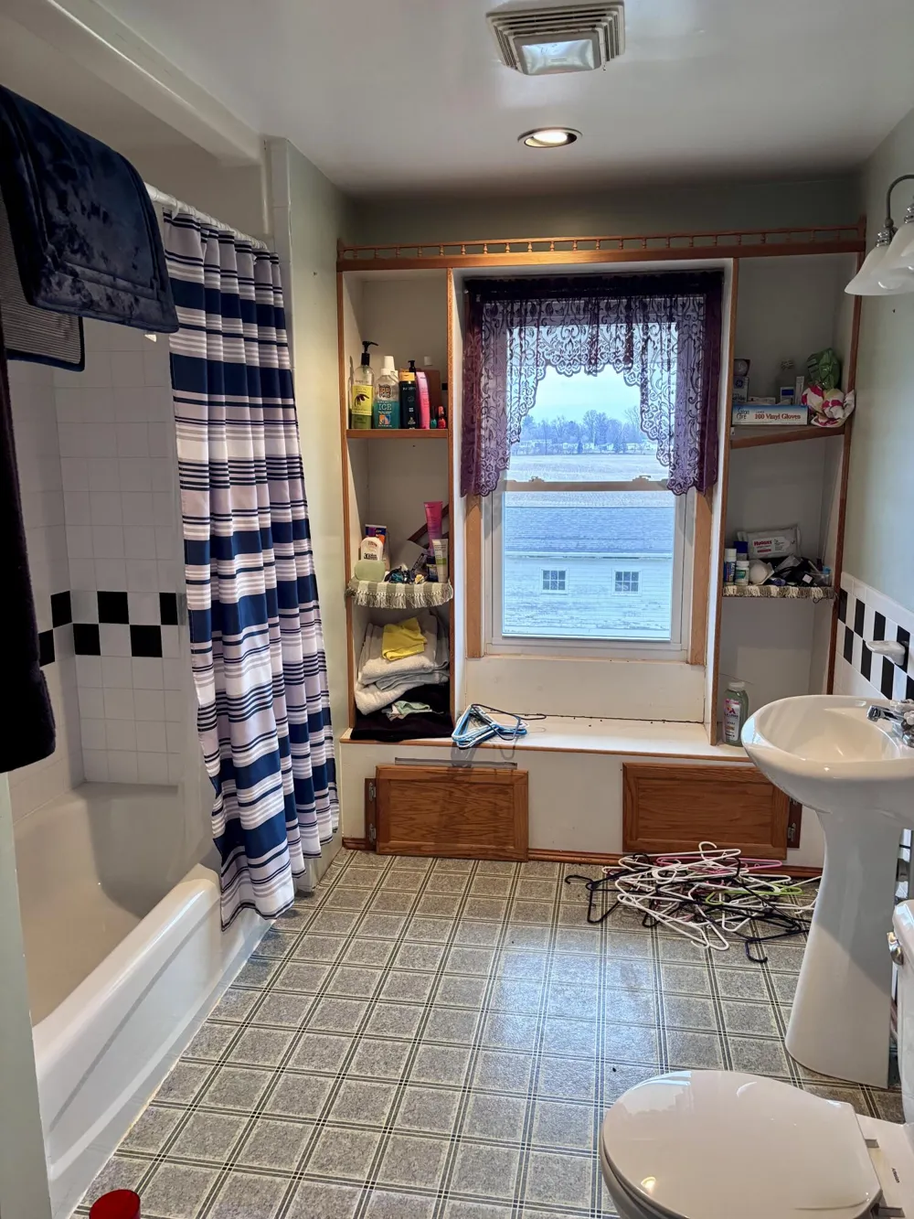 832 W Front Street Burr Oak, MI 49030