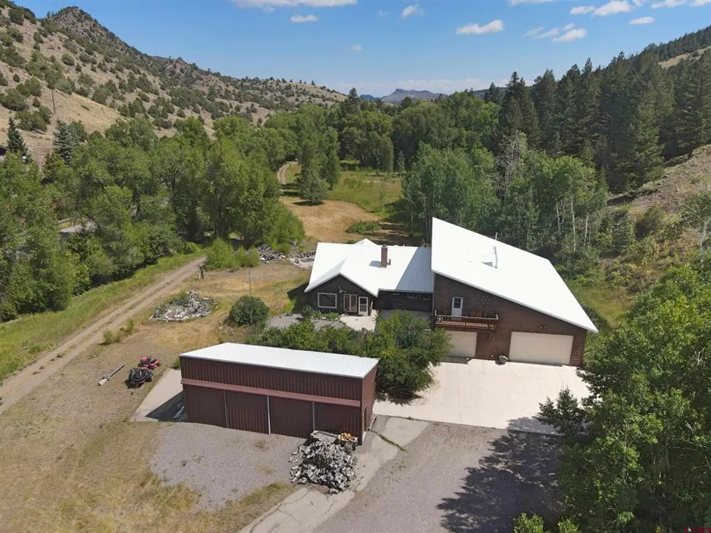 10586 County Road 14 Del Norte, CO 81132