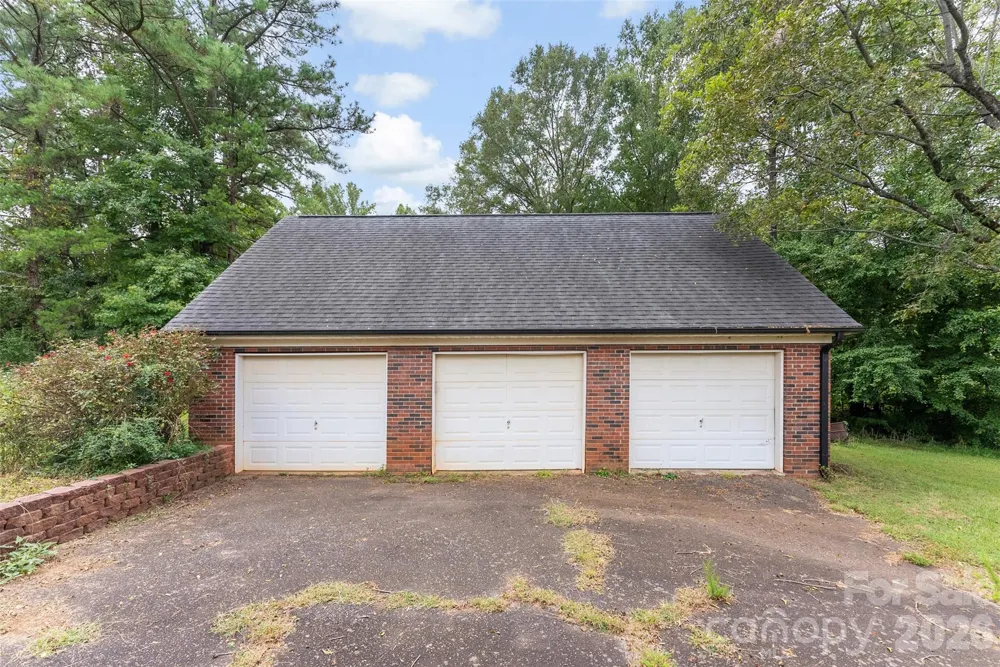 908 Ramseur Road Bessemer City, NC 28016