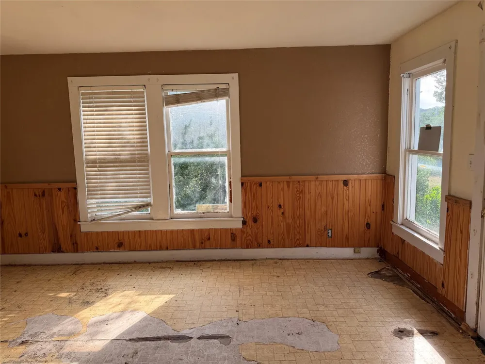 465 E County Road 3064 Lampasas, TX 76550
