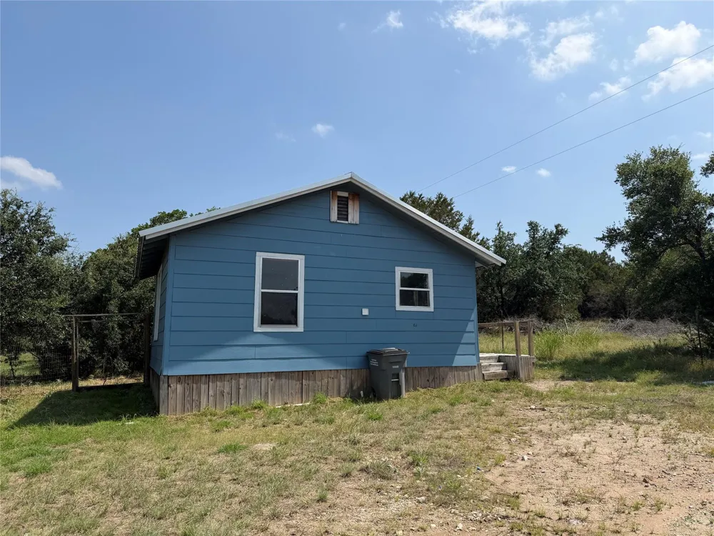 465 E County Road 3064 Lampasas, TX 76550