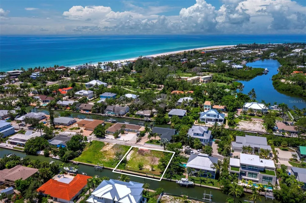 570 DE NARVAEZ DRIVE Longboat Key, FL 34228
