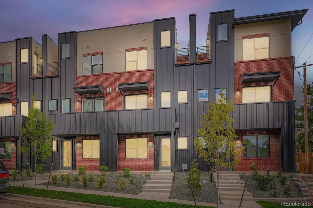 2128 Applewood Drive