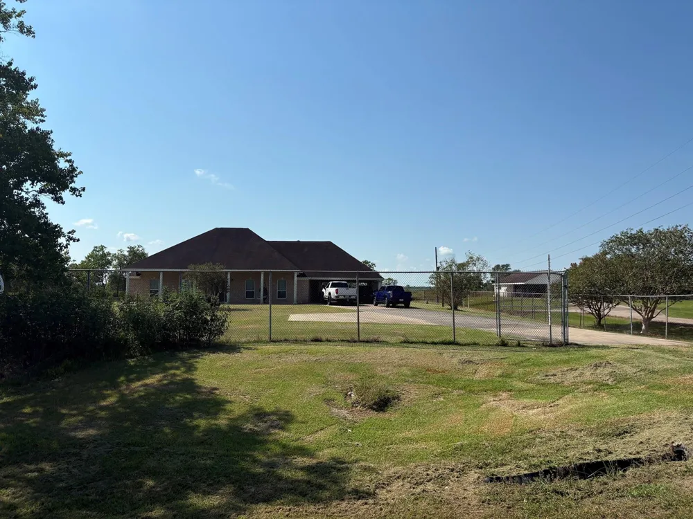 7593 Fm 365 Road Beaumont, TX 77705