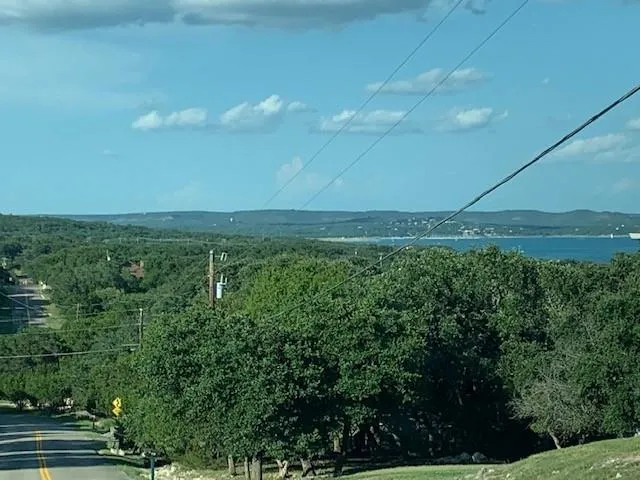 608 Gallagher Drive Canyon Lake, TX 78133