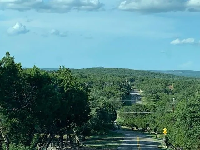 608 Gallagher Drive Canyon Lake, TX 78133