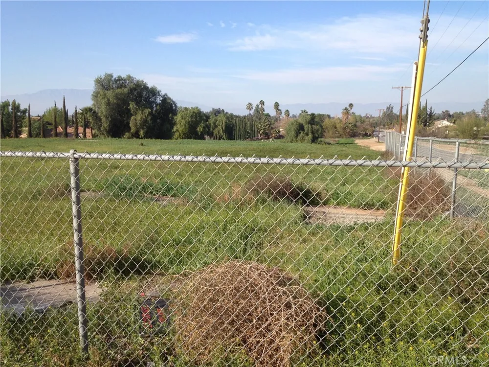 Van Buren Boulevard Woodcrest, CA 92508