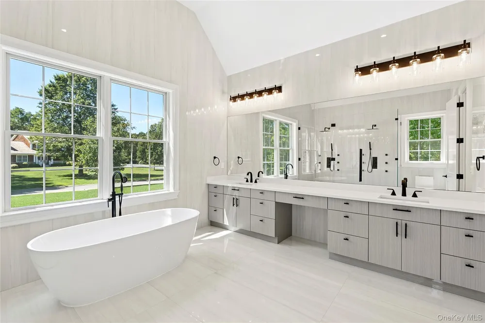 80 Deer Run Southold, NY 11971