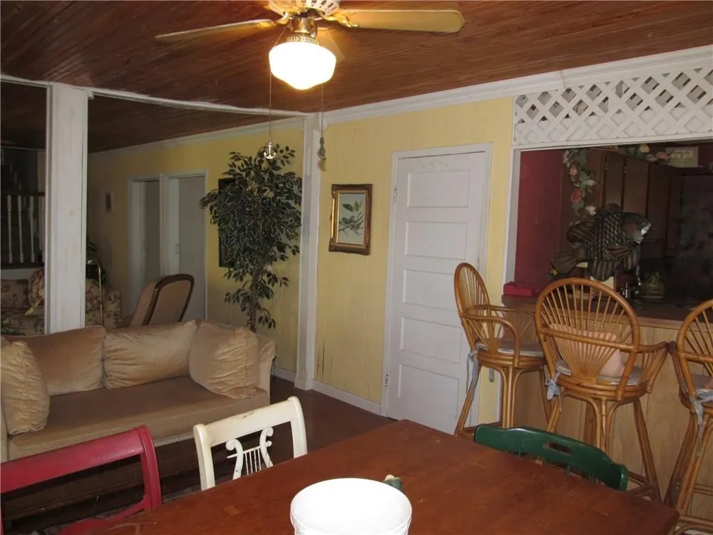 107 E Lakefield Drive Mathis, TX 78368
