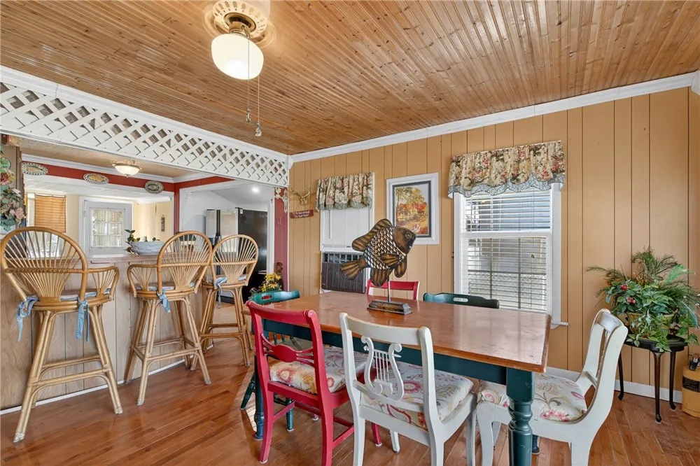 107 E Lakefield Drive Mathis, TX 78368
