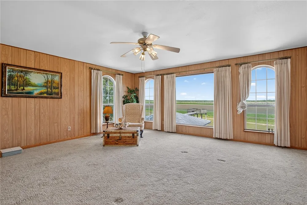 107 E Lakefield Drive Mathis, TX 78368