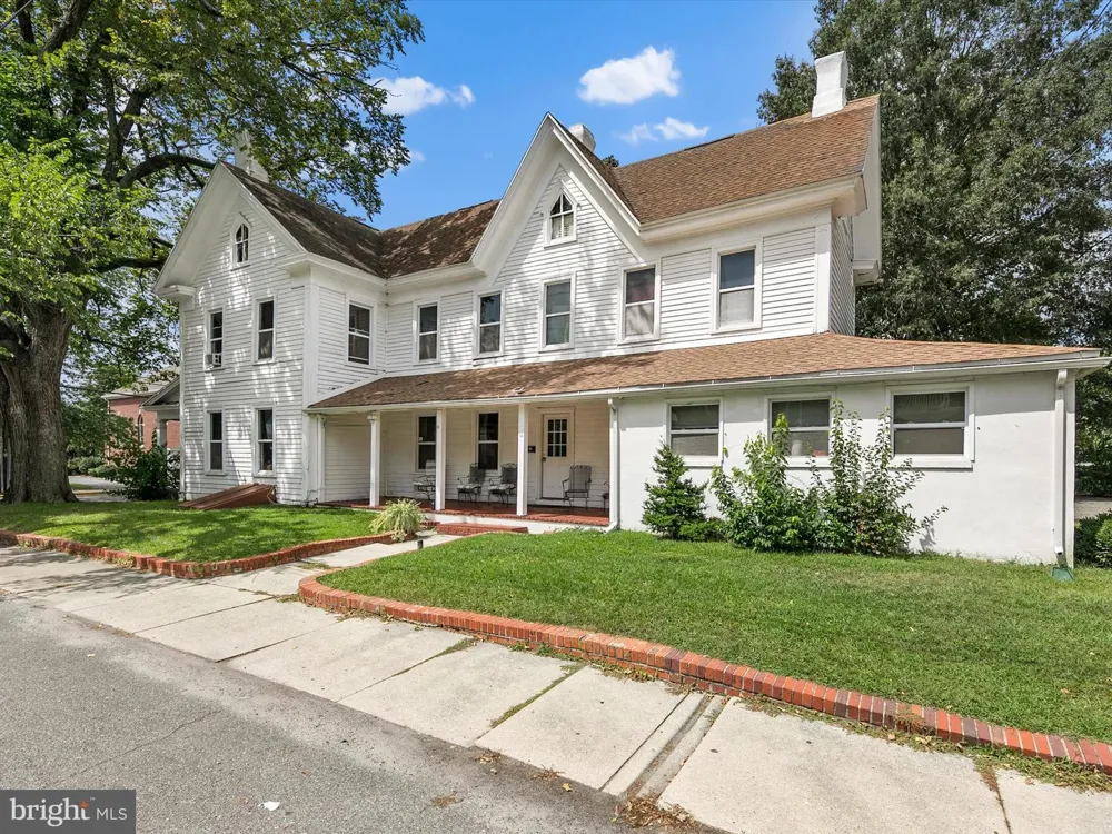 202 BEDFORD STREET Georgetown, DE 19947