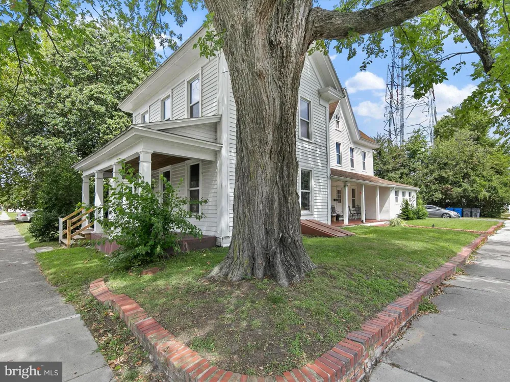 202 BEDFORD STREET Georgetown, DE 19947