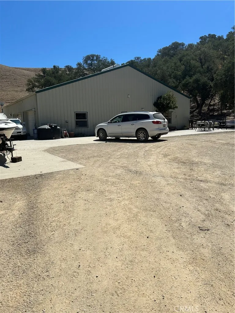 77517 Lowes Canyon Road San Miguel, CA 93451