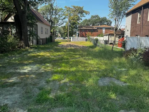 3916 Evergreen Street