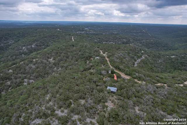 824 S Pinon Loop Camp Wood, TX 78833