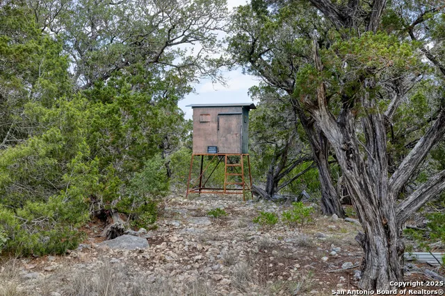 824 S Pinon Loop Camp Wood, TX 78833
