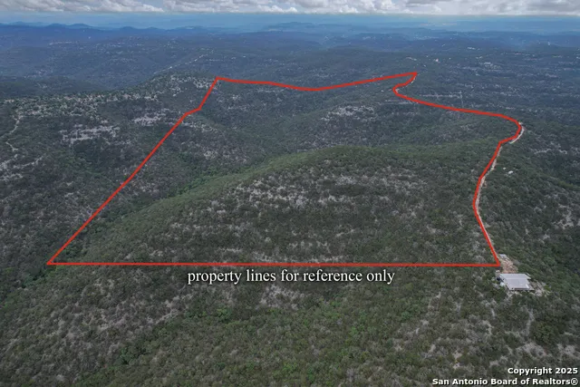 824 S Pinon Loop Camp Wood, TX 78833