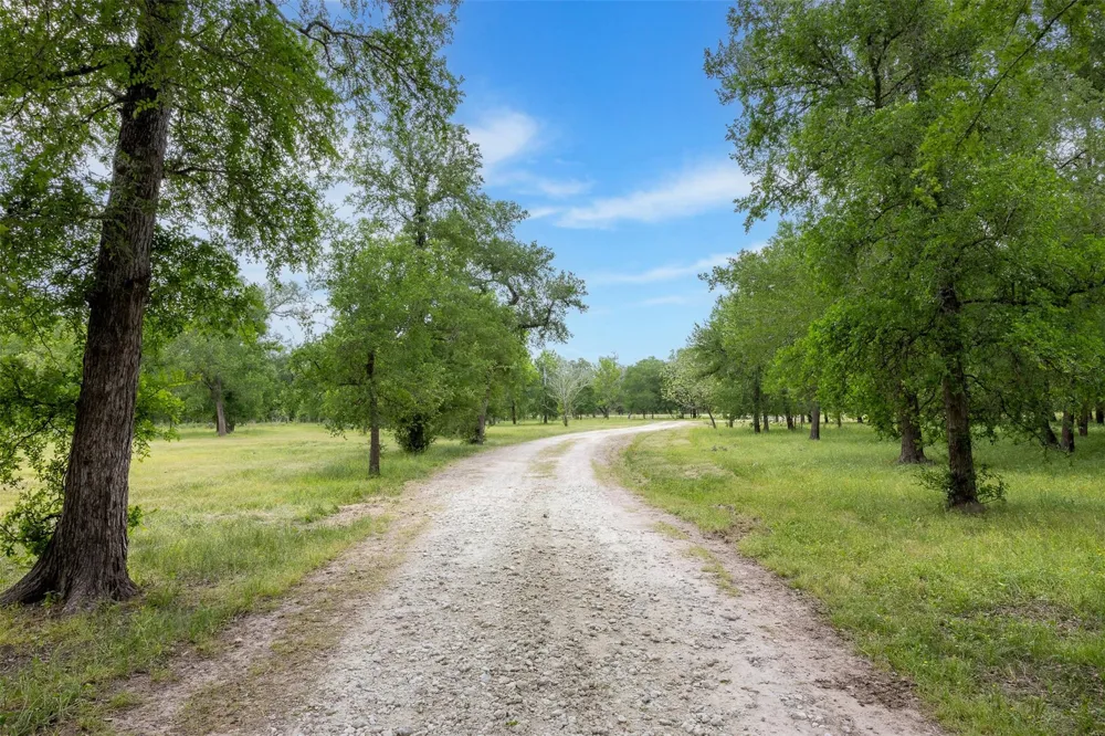 4503 Sulphur Springs Road College Station, TX 77845