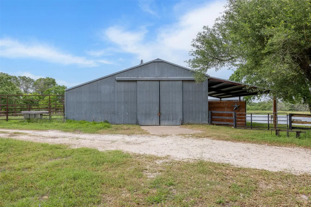 4503 Sulphur Springs Road College Station, TX 77845