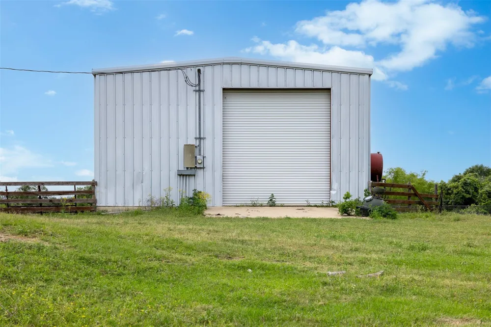 4503 Sulphur Springs Road College Station, TX 77845