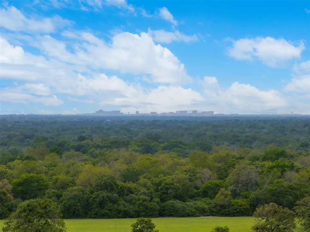 4503 Sulphur Springs Road College Station, TX 77845