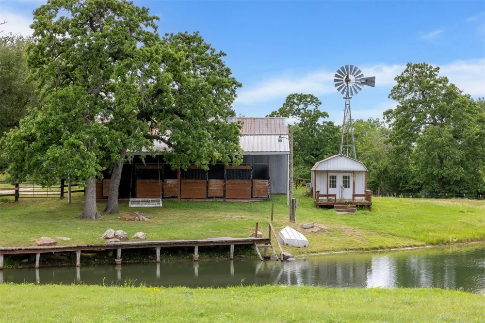 4503 Sulphur Springs Road College Station, TX 77845