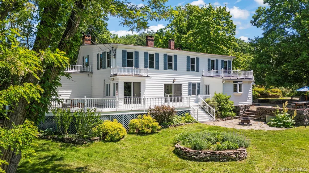 202 Buckwheat Bridge Germantown, NY 12526