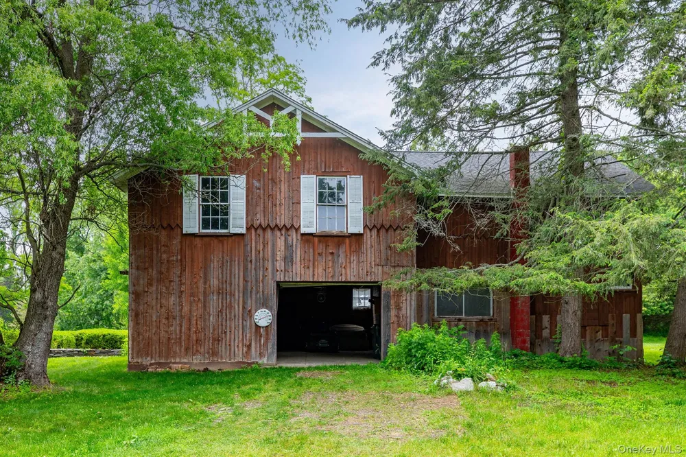 202 Buckwheat Bridge Germantown, NY 12526