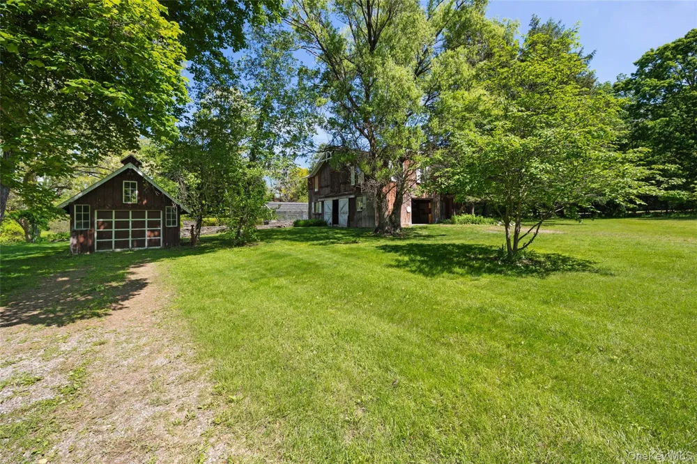 202 Buckwheat Bridge Germantown, NY 12526