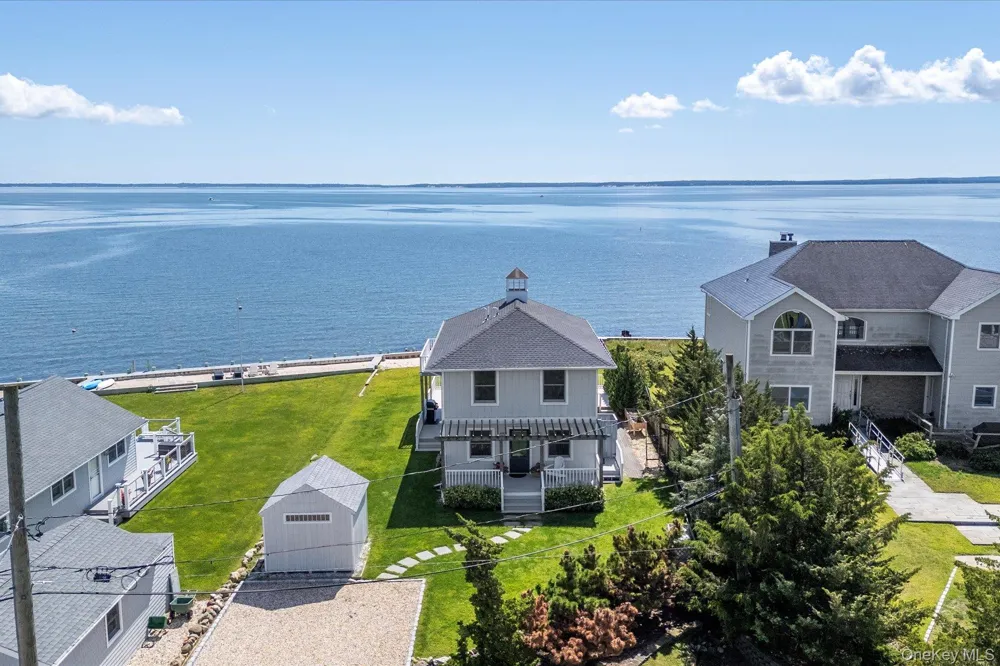 4415 Camp Mineola Road Mattituck, NY 11952