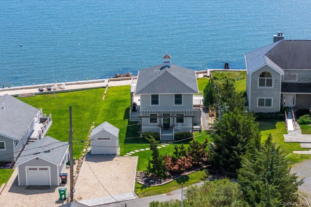 4415 Camp Mineola Road Mattituck, NY 11952